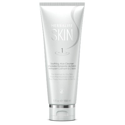 SKIN – תכשיר ניקוי מרגיע על בסיס אלוורה - מסיר בעדינות לכלוך ואיפור, ומותיר את העור נקי ורענן.